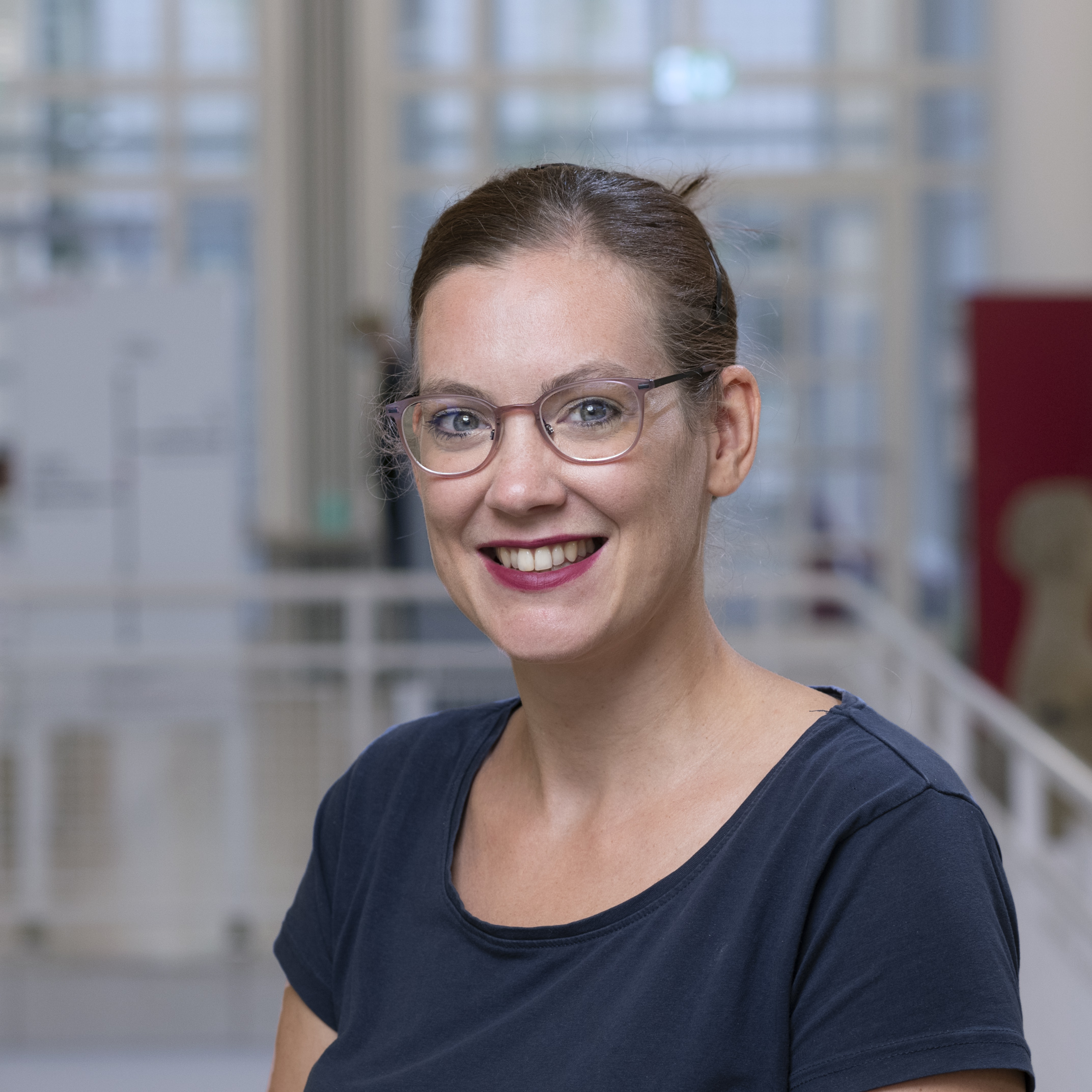 Hoppen, Sarah_MAK_8822_Quadratisch